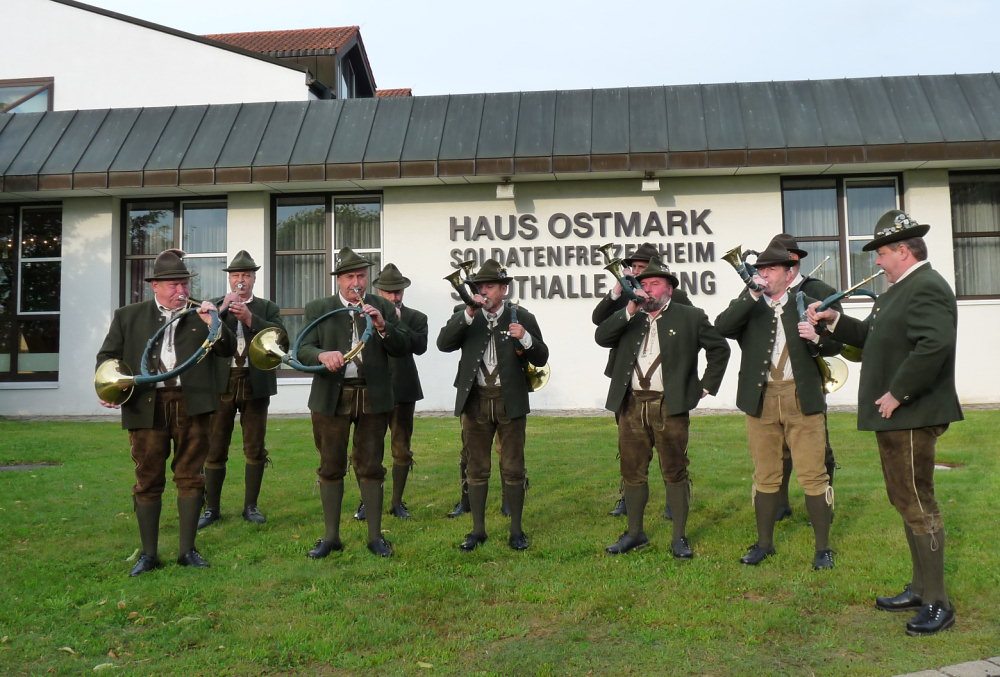 Die Jagdhornbläser unter der Leitung von Hornmeister Johann Hecht